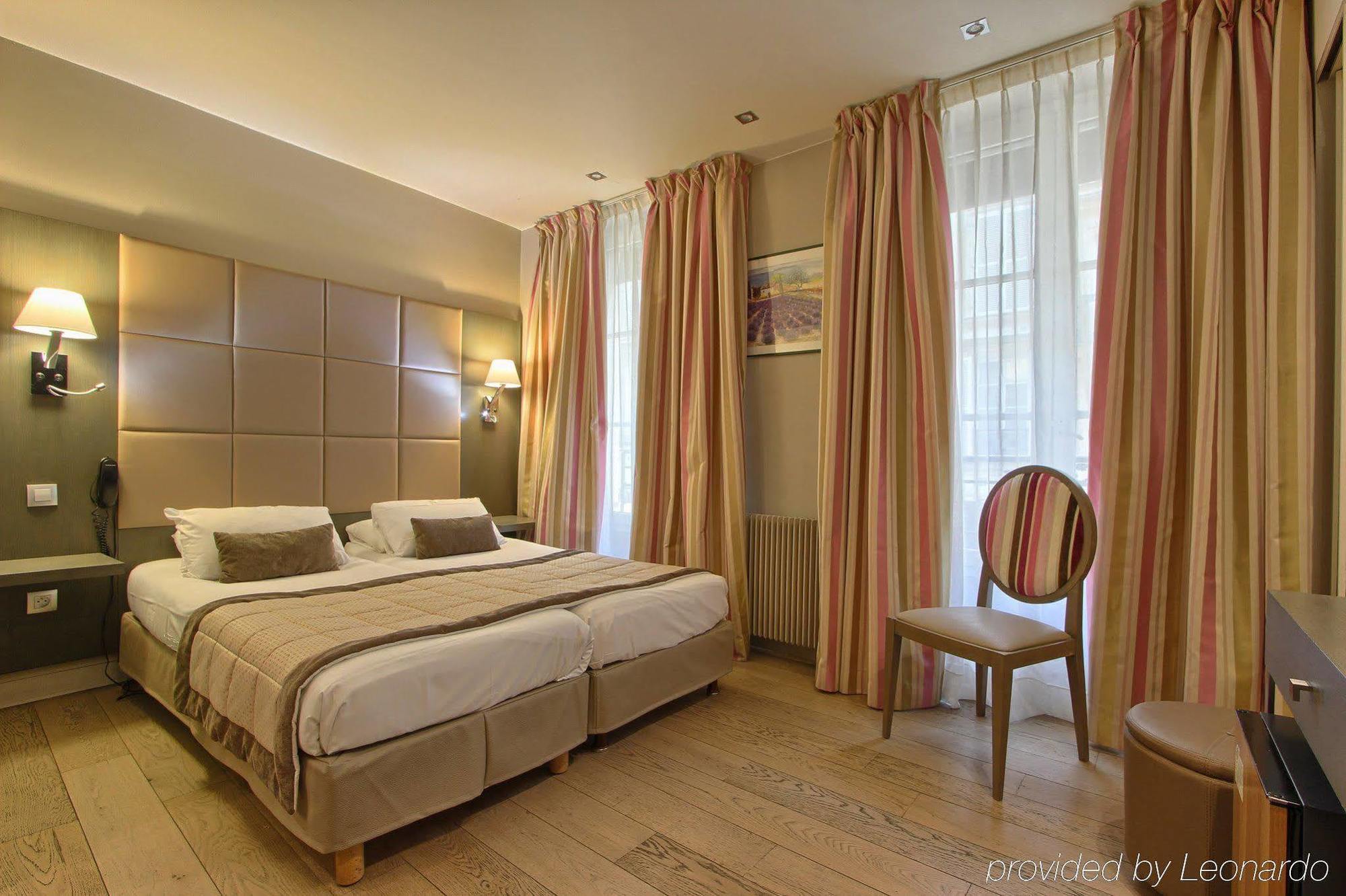 Villa Margaux Opéra Montmartre París Habitación foto